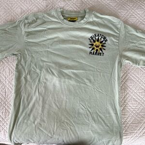 Chinatown Market t shirt size Large 🔥🔥🔥